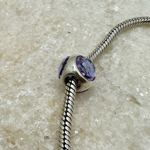 EUC Pandora 792095LCZ Sterling Silver Lavender Zirconia Radiant Droplet Charm - Picture 7 of 11